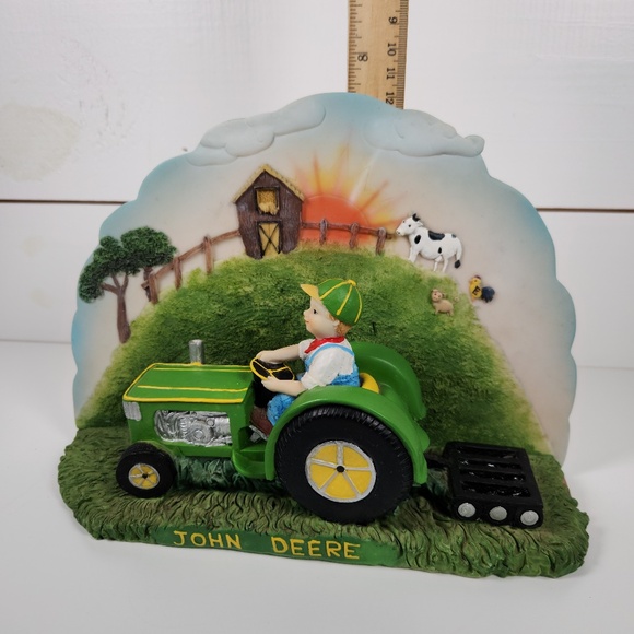 VTG 2002 DWK Boy Drives a John Deere Tractor Resin Figurine- Farm, Country, 3D - Picture 10 of 12
